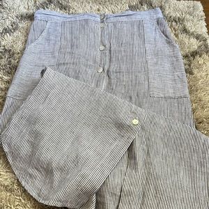 St. Tropes size M 100% linen skirt shell buttons curved hem grey stripes